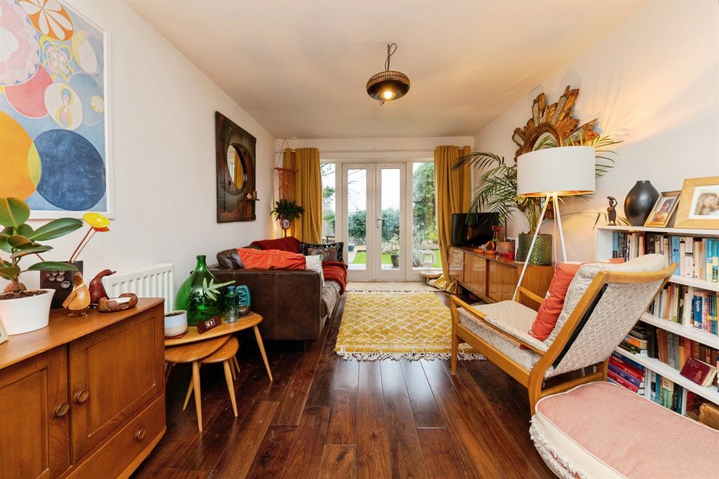 Property photo 2 of 39