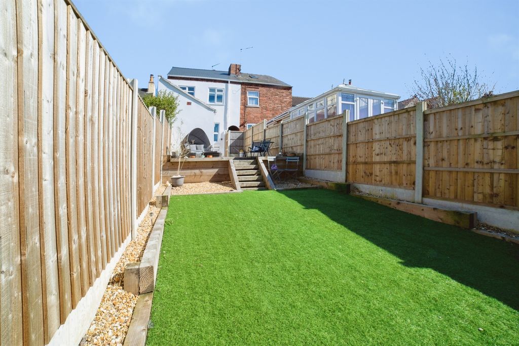 Property photo 2 of 16