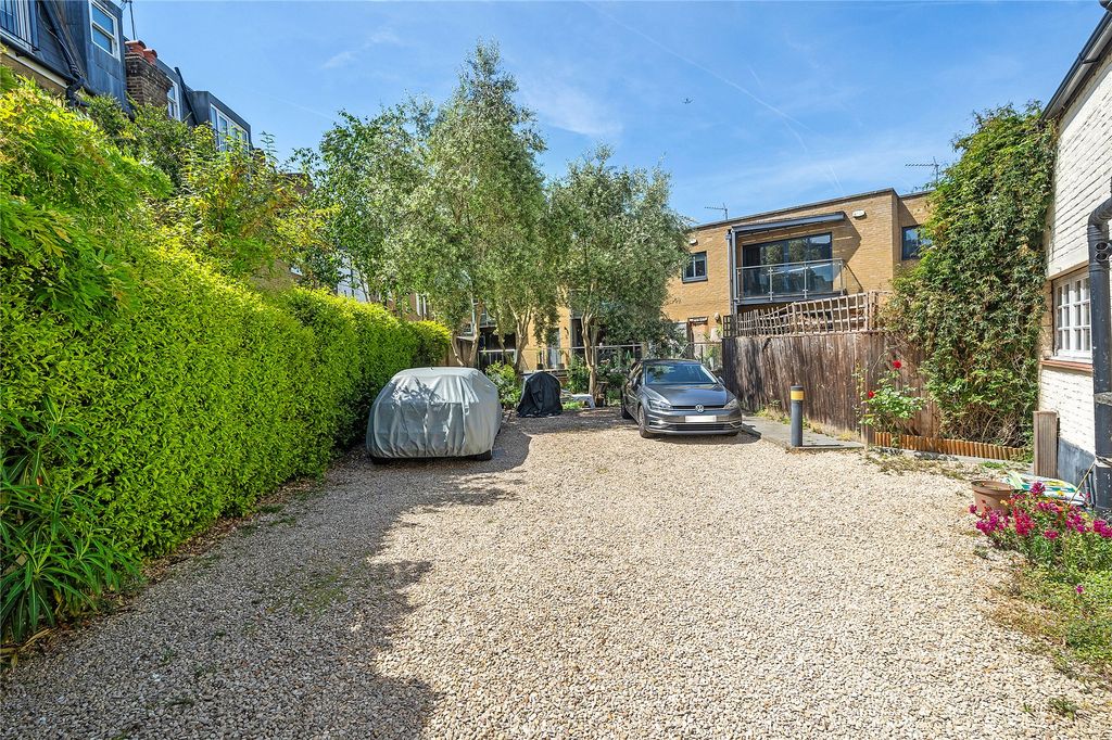 Property photo 1 of 11 Picture No. 14