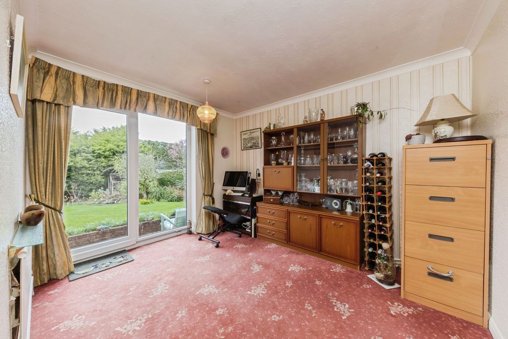 Property photo 3 of 16 Pbox-Img.Jpg