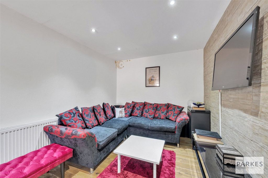 Property photo 1 of 11 Picture No. 18