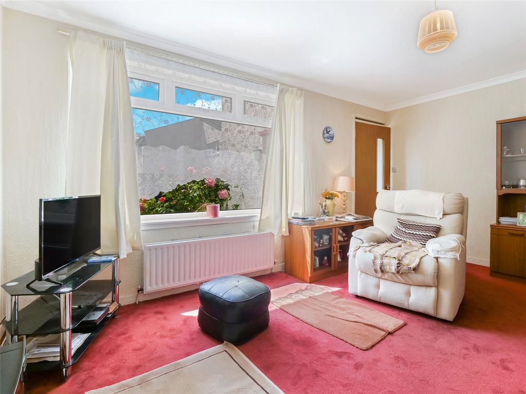 Property photo 3 of 19 Picture No. 23