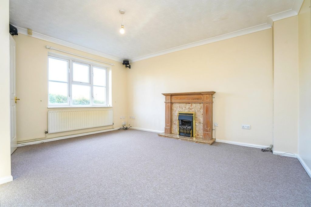 Property photo 2 of 10 2