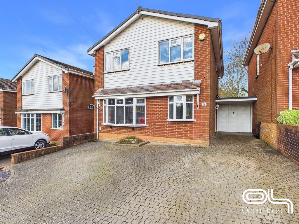 Property photo 1 of 16 Front (Exterior)