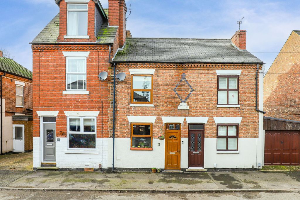 Property photo 1 of 21