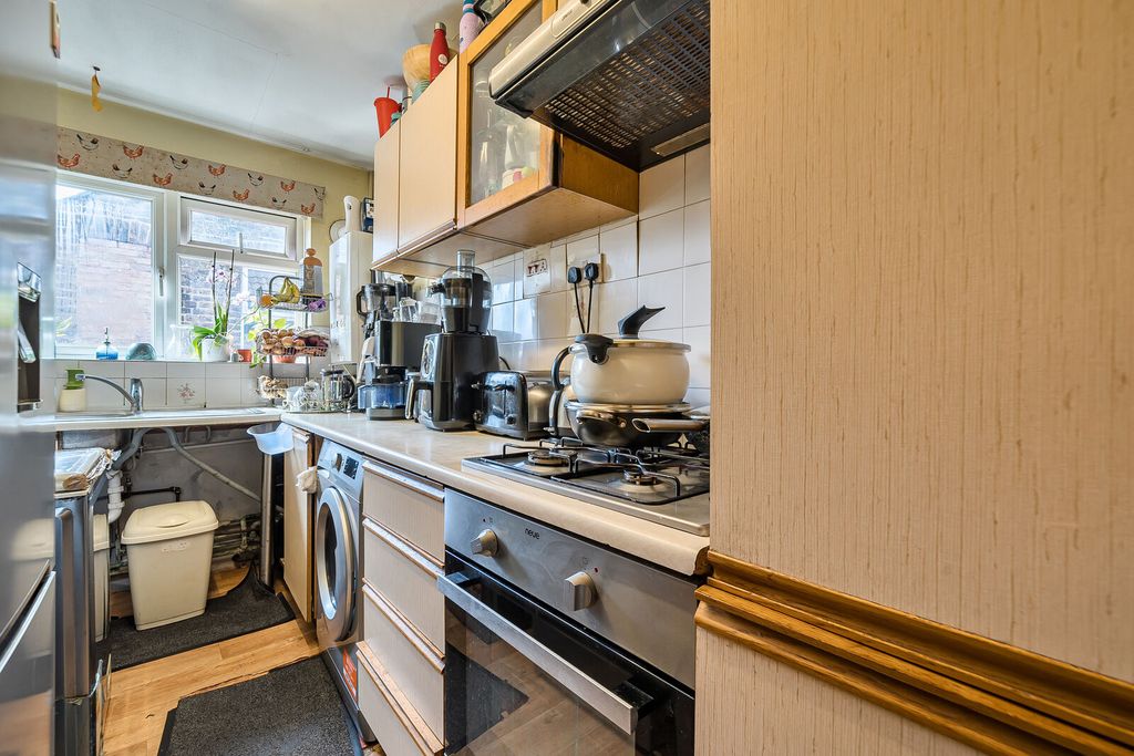 Property photo 3 of 17