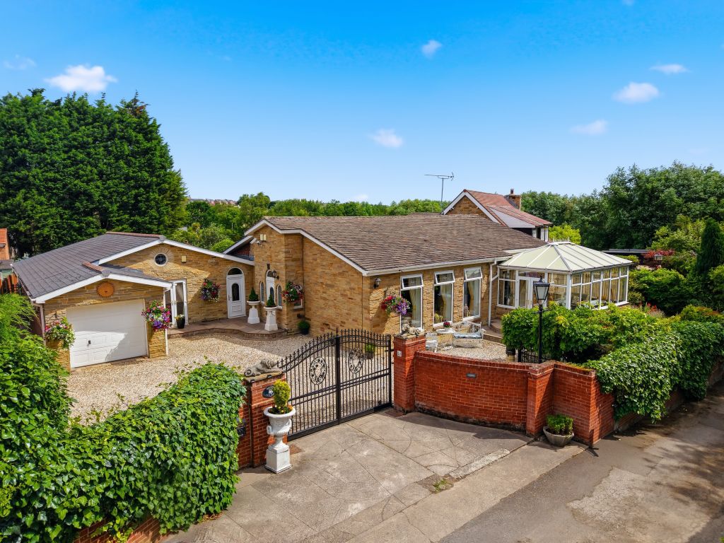 Property photo 1 of 44 Dji_20260706110308_0687_D