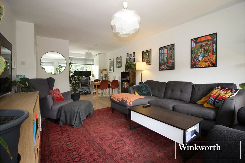 Property photo 2 of 11 Picture No. 20