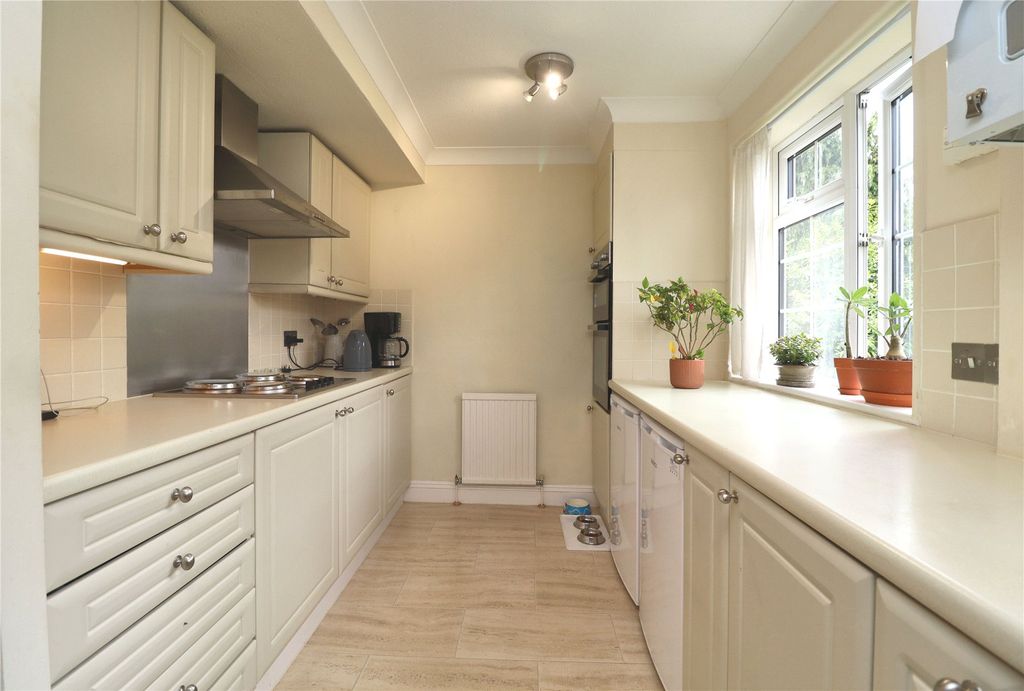 Property photo 2 of 14 Picture No. 03