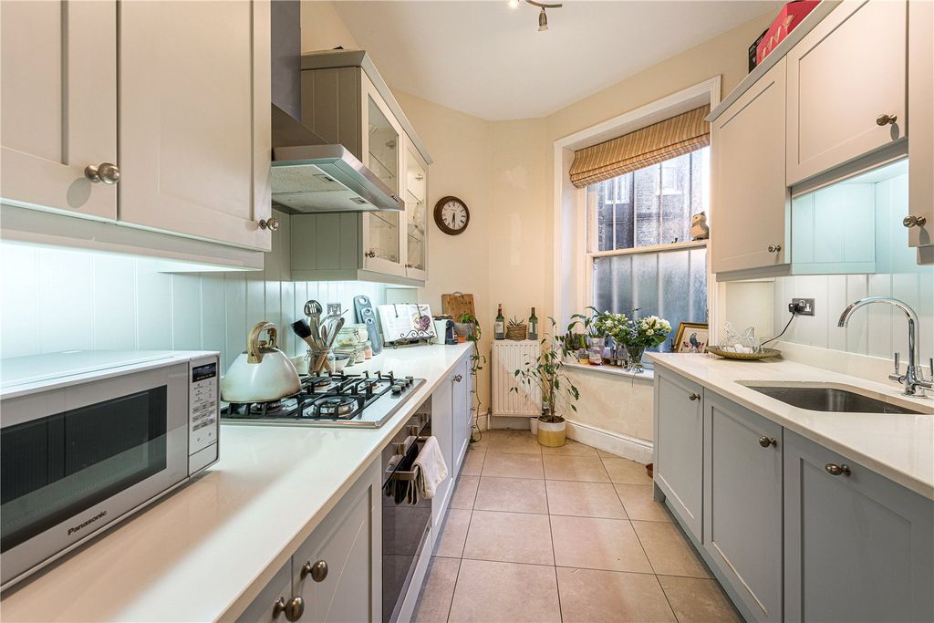 Property photo 3 of 11 Picture No. 23