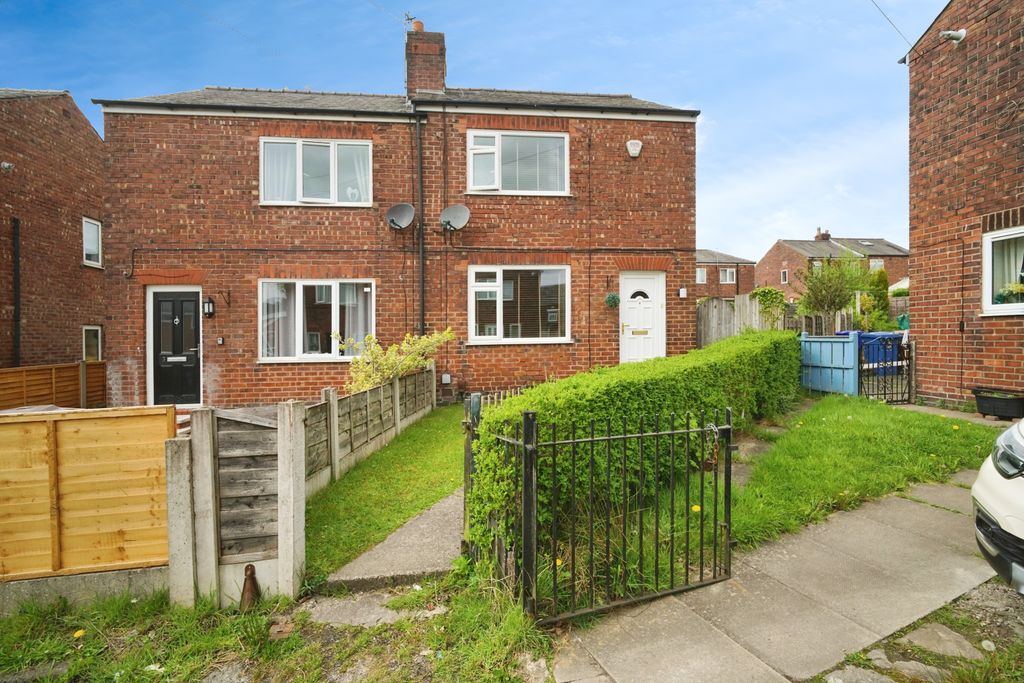 Property photo 3 of 15