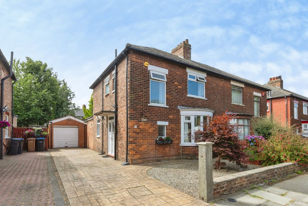 Property photo 1 of 19 Pbox-Img.Jpg