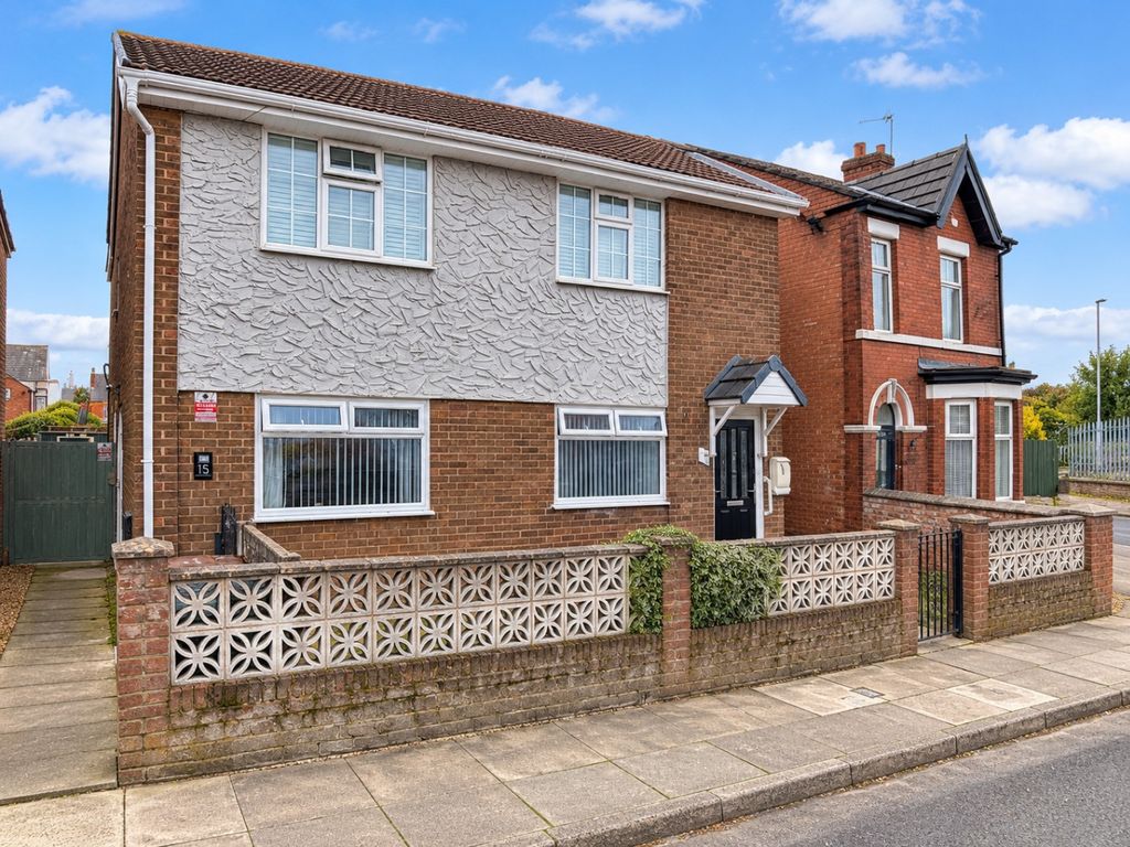 Property photo 1 of 13 5536410