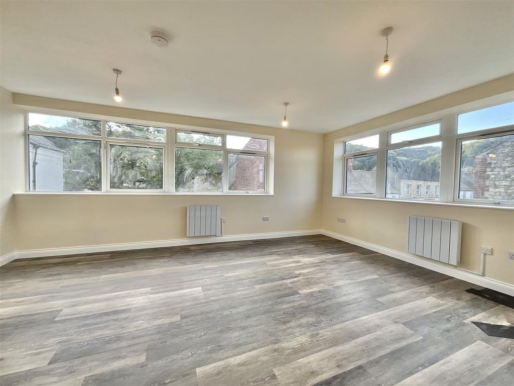 Property photo 3 of 11 Img_3165 1.Jpeg