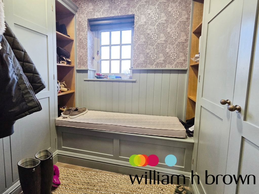 Additional image 4 of 5 bed property to rentHovis Mill Lane, Sible Hedingham, Halstead CO9