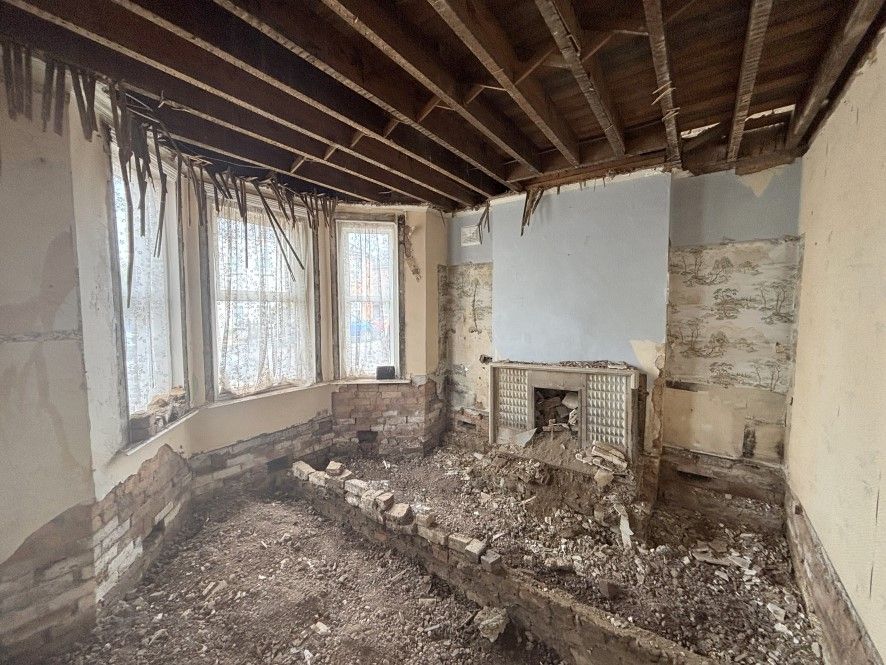 Property photo 2 of 16