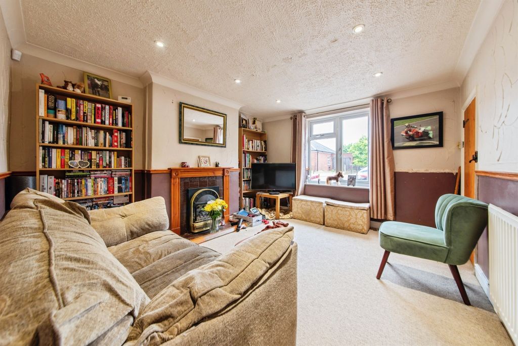Property photo 2 of 19