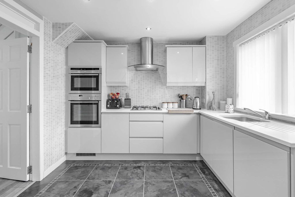 Property photo 2 of 26