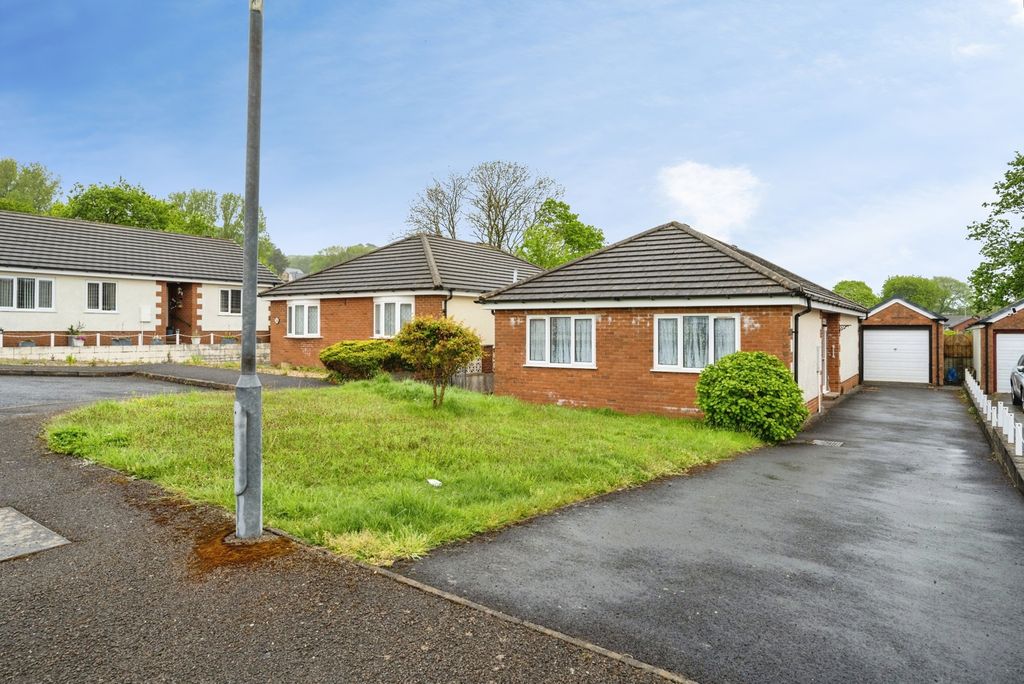 Property photo 1 of 19 Pbox-Img.Jpg