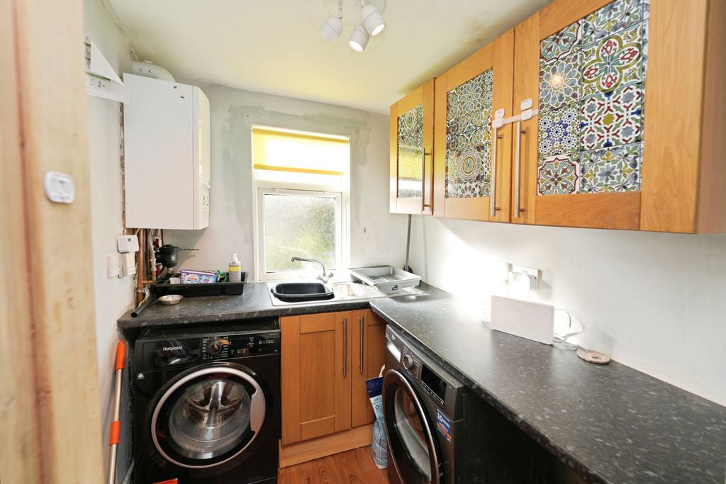 Additional image 3 of 3 bed flat for saleNorth Hamilton Street, Kilmarnock KA1