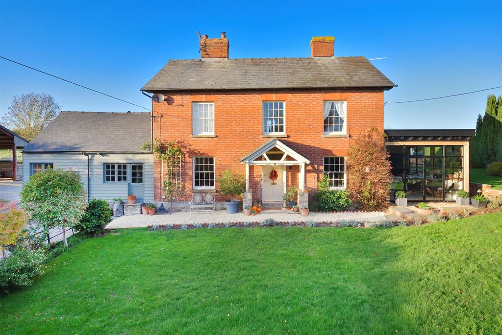 Property photo 1 of 31