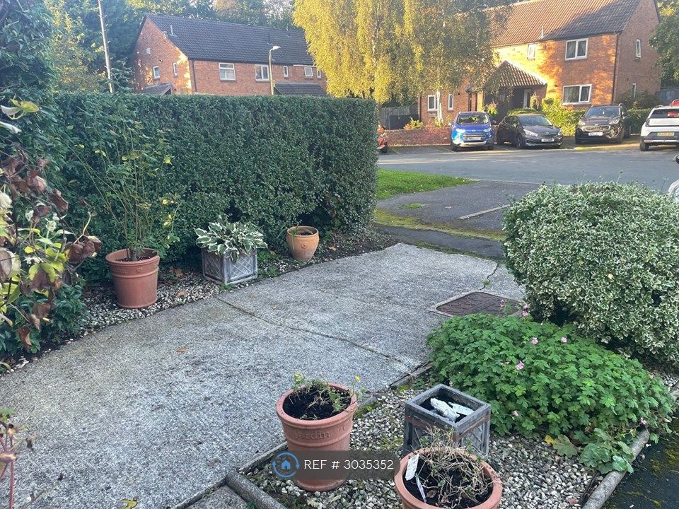 Property photo 2 of 16