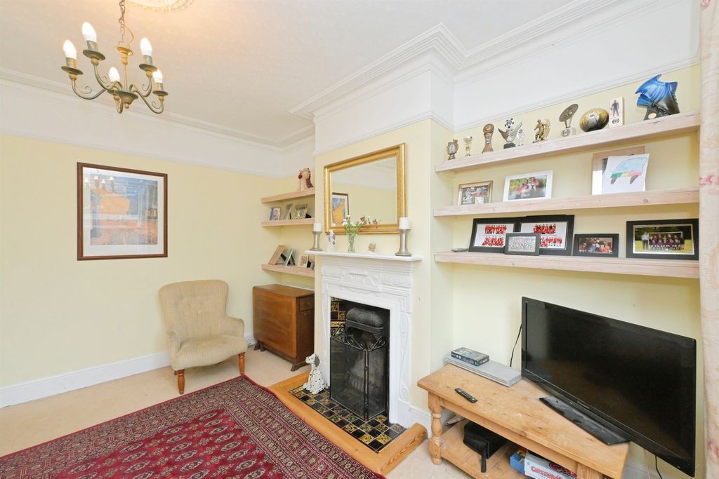 Property photo 3 of 15