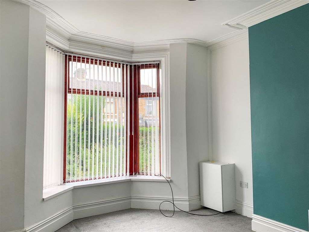 Property photo 3 of 11 Img_5594.Jrya0.Jpg