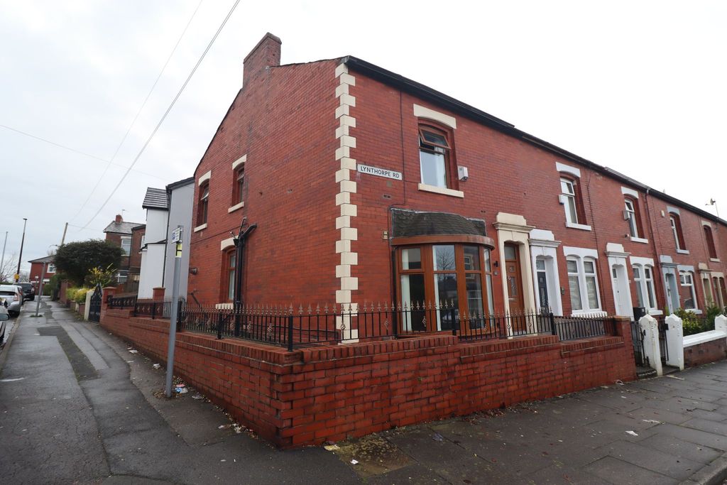 Property photo 2 of 18 Photograph 2