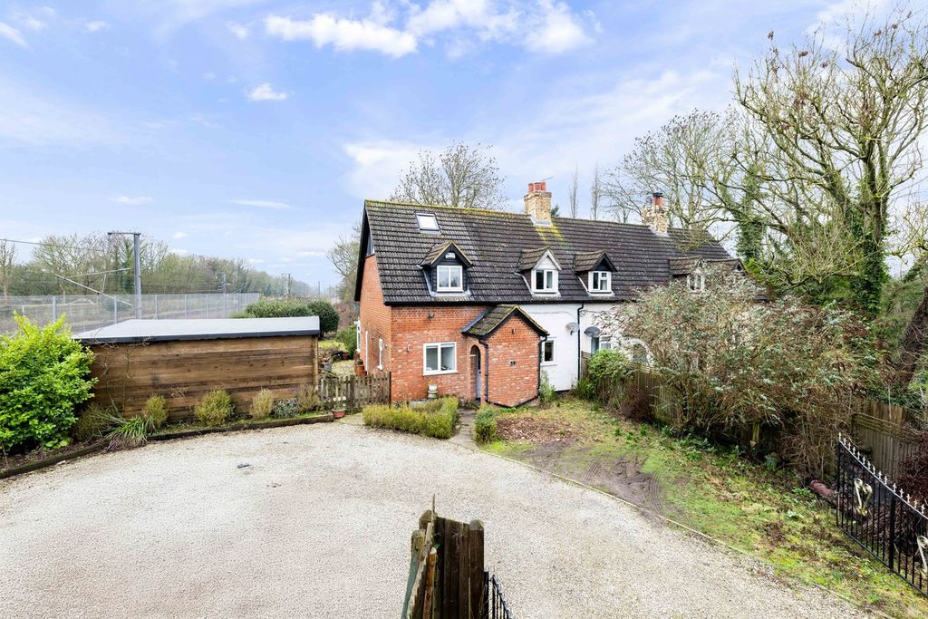 Property photo 1 of 23