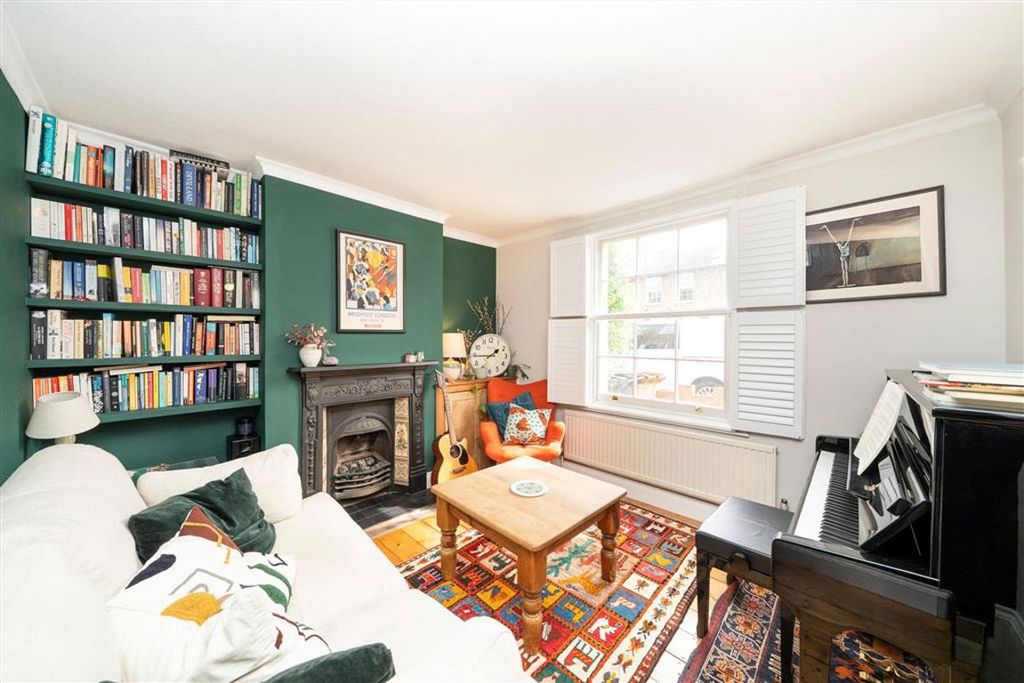 Property photo 2 of 9