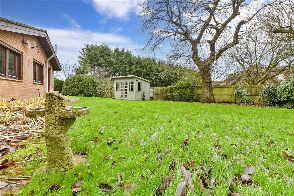 Property photo 2 of 25 External Lifestyle Photograph