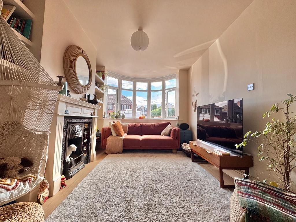 Property photo 3 of 19