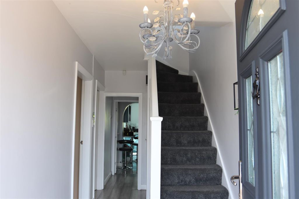Property photo 2 of 22 Hallway Entrance