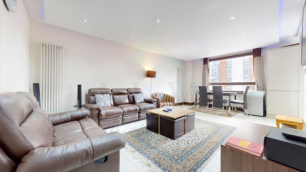Property photo 1 of 21 Picture No. 20