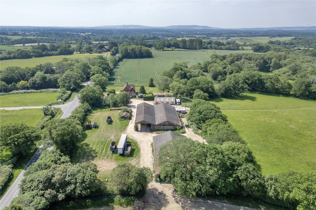 Property photo 2 of 16 Little Holmbush Farm