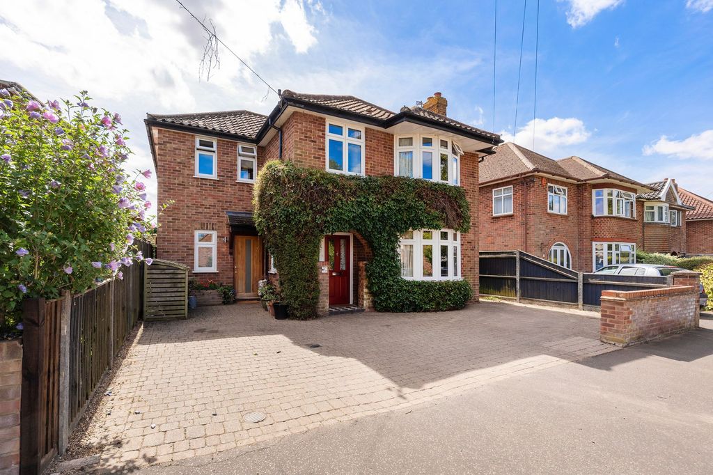 Property photo 1 of 27