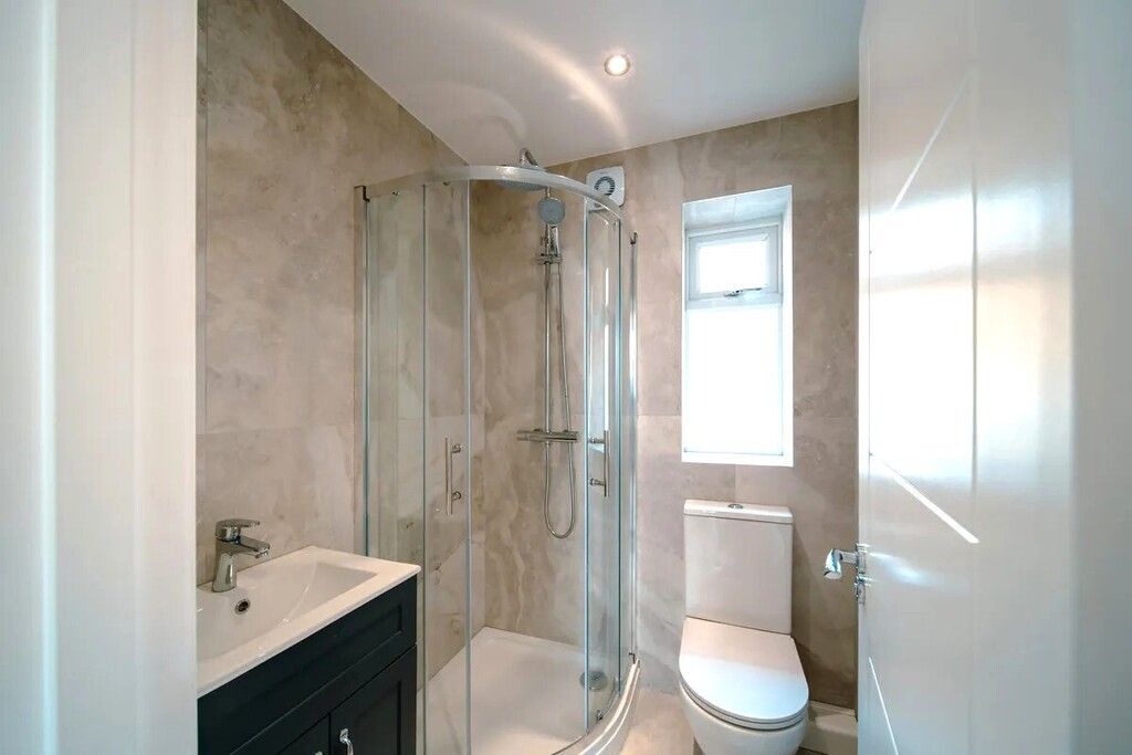 Property photo 3 of 13 97v7Sukp.Jpeg