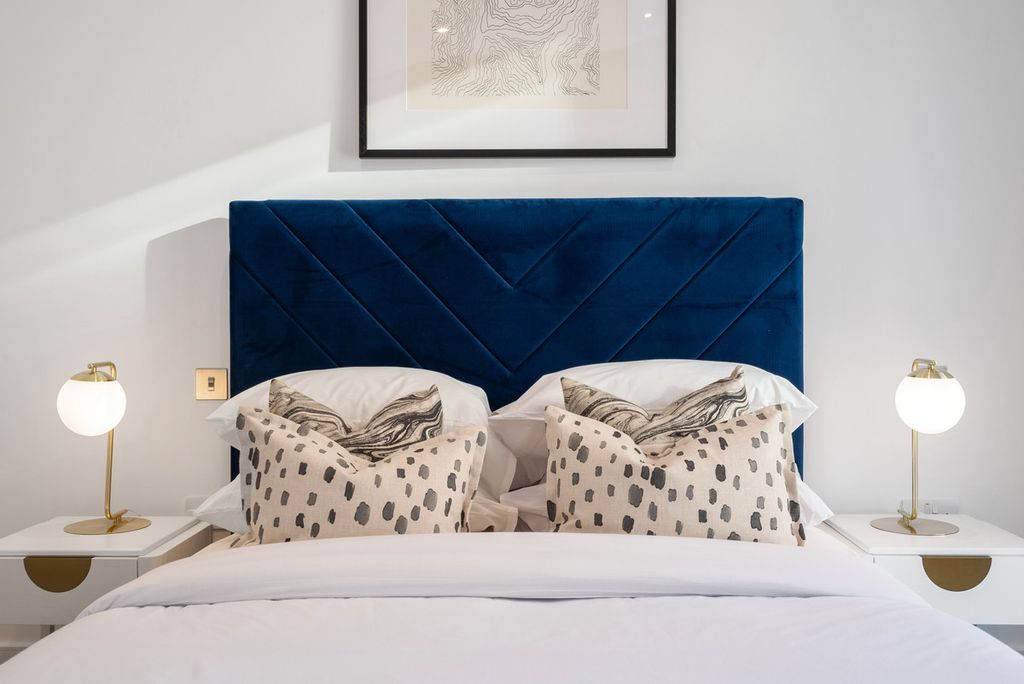 Property photo 3 of 6