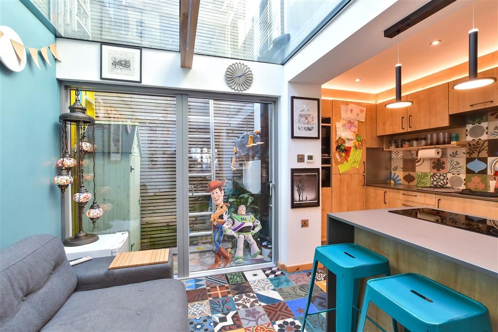 Property photo 3 of 14 Kitchen/ Breakfast Room