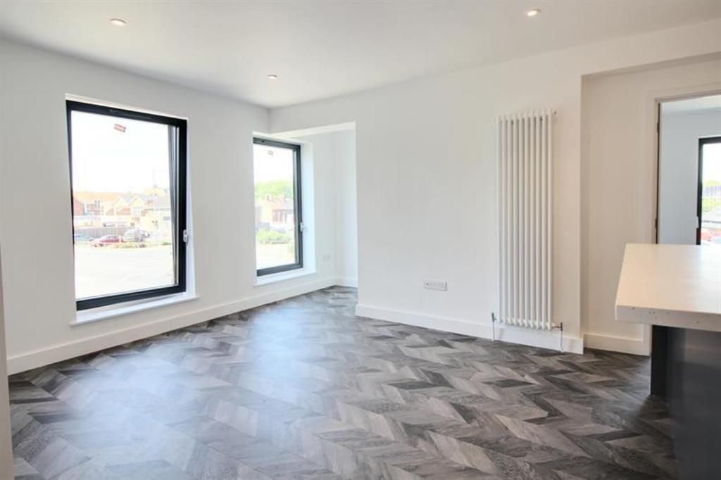 Property photo 2 of 9 Photo