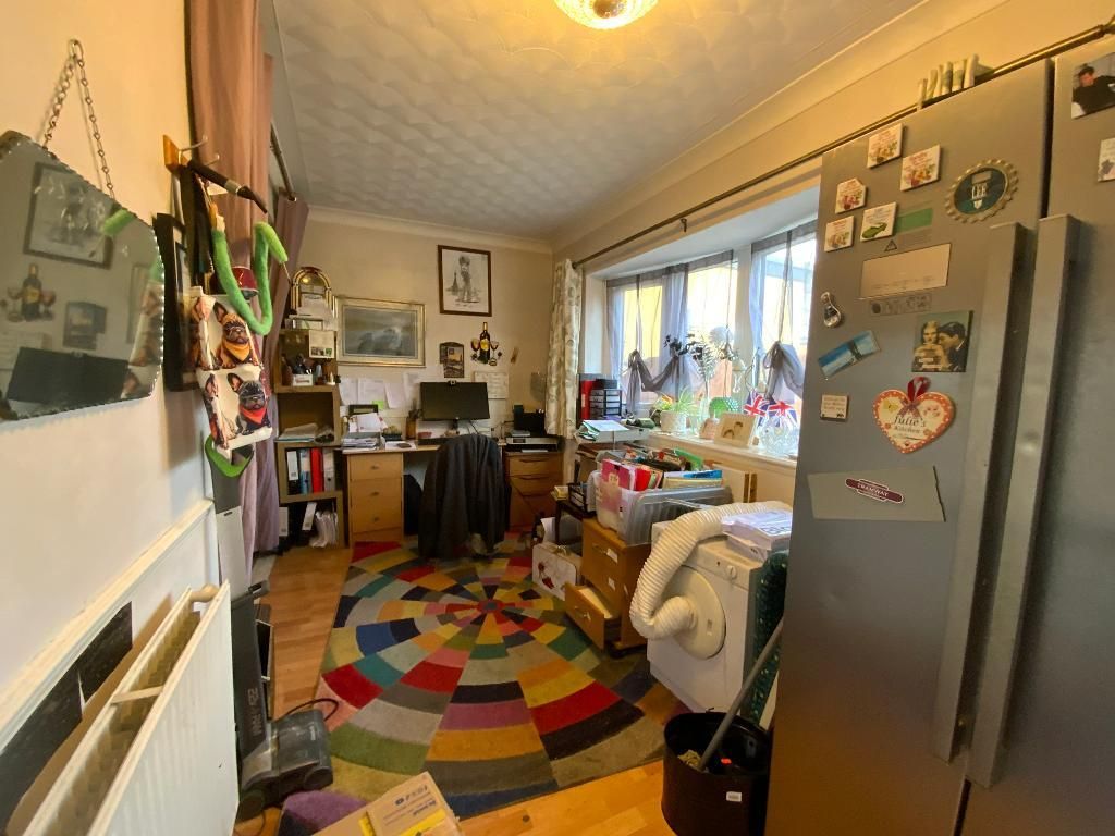 Property photo 3 of 16 Extension/Dining Area 14'2 x 7'5