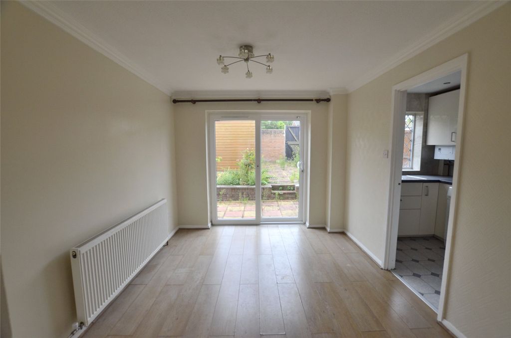 Property photo 3 of 13 Picture No. 32