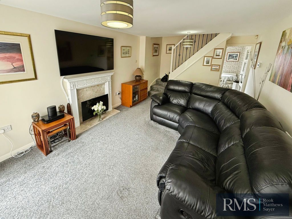 Property photo 3 of 9 Photo 10