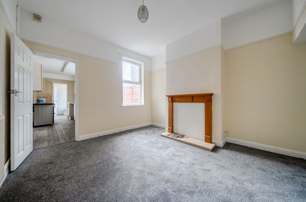 Property photo 2 of 10 1477247-6-6A2968E54A5Fa