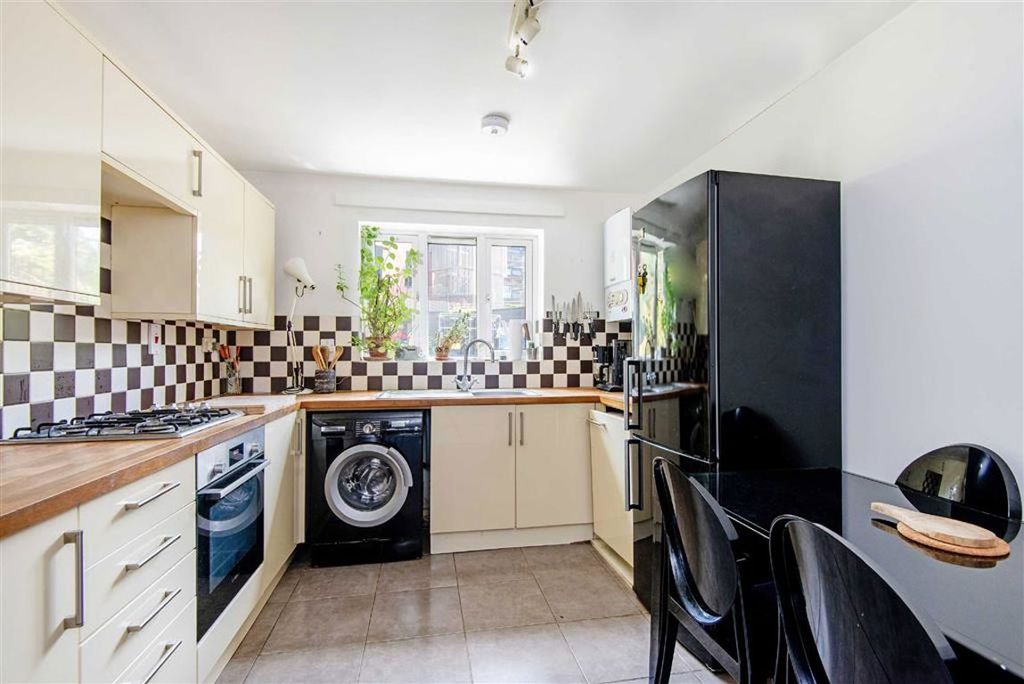 Property photo 2 of 6