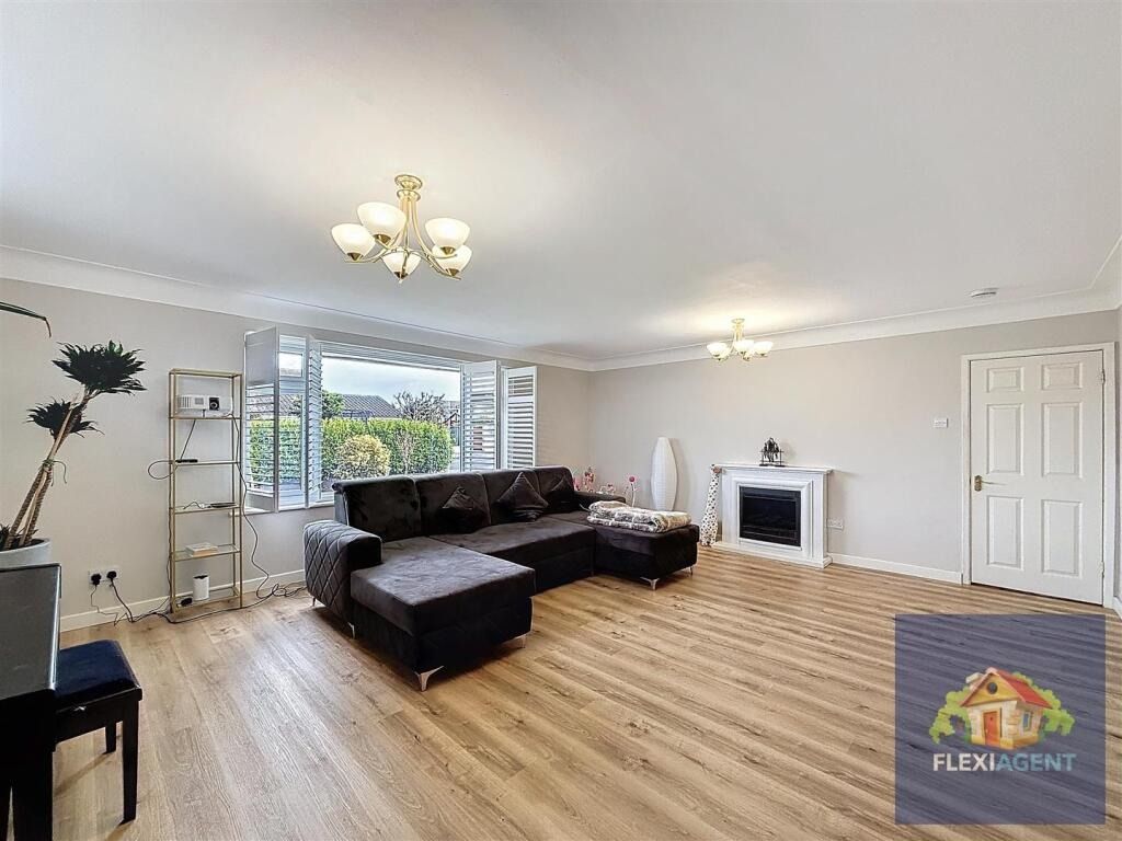 Property photo 3 of 48 4319293