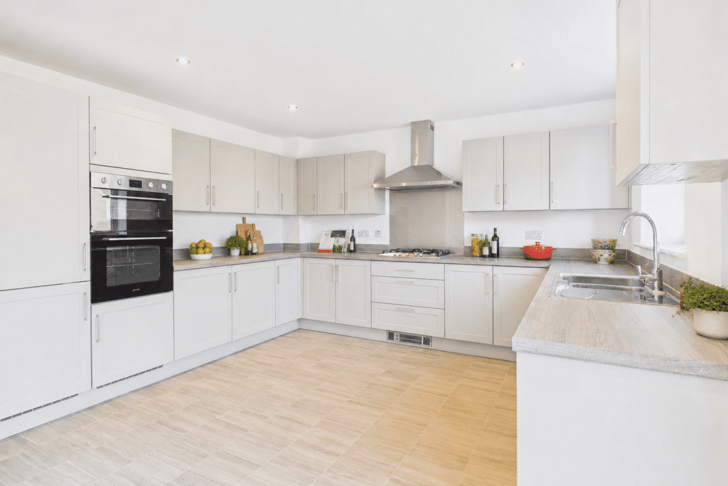 Property photo 3 of 11 The Gowan