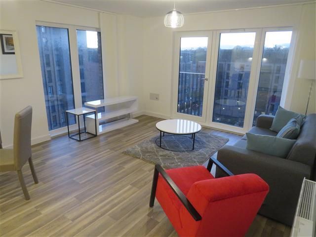 Property photo 2 of 7 Living Room