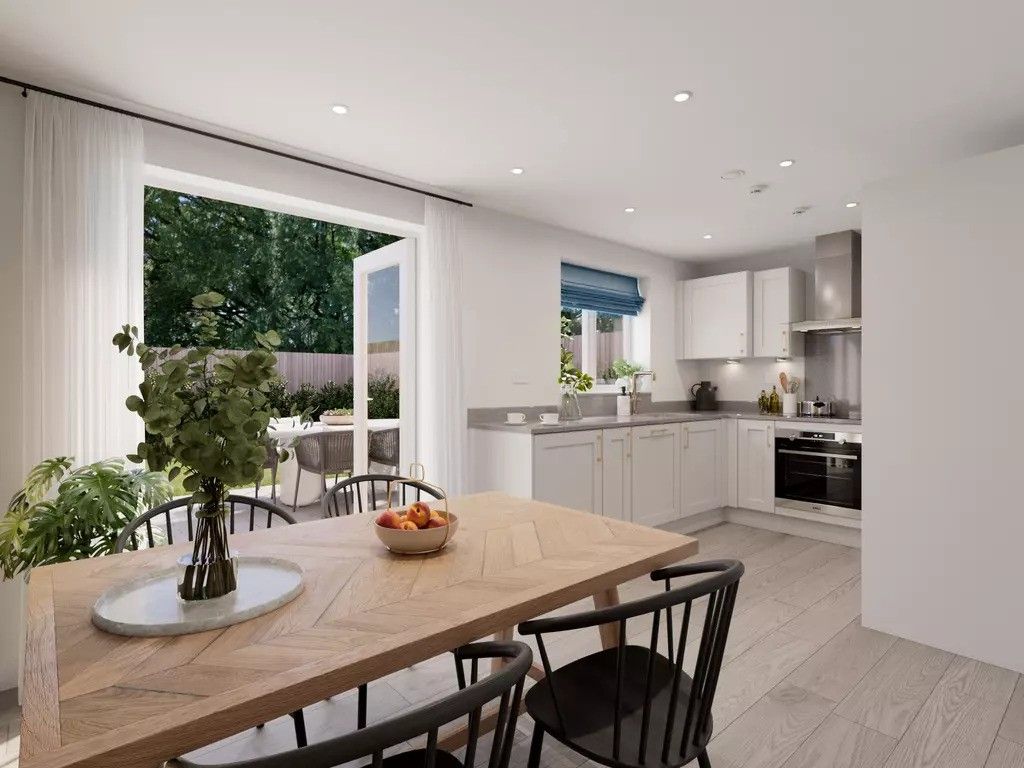 Property photo 1 of 6 Dining / Kitchen